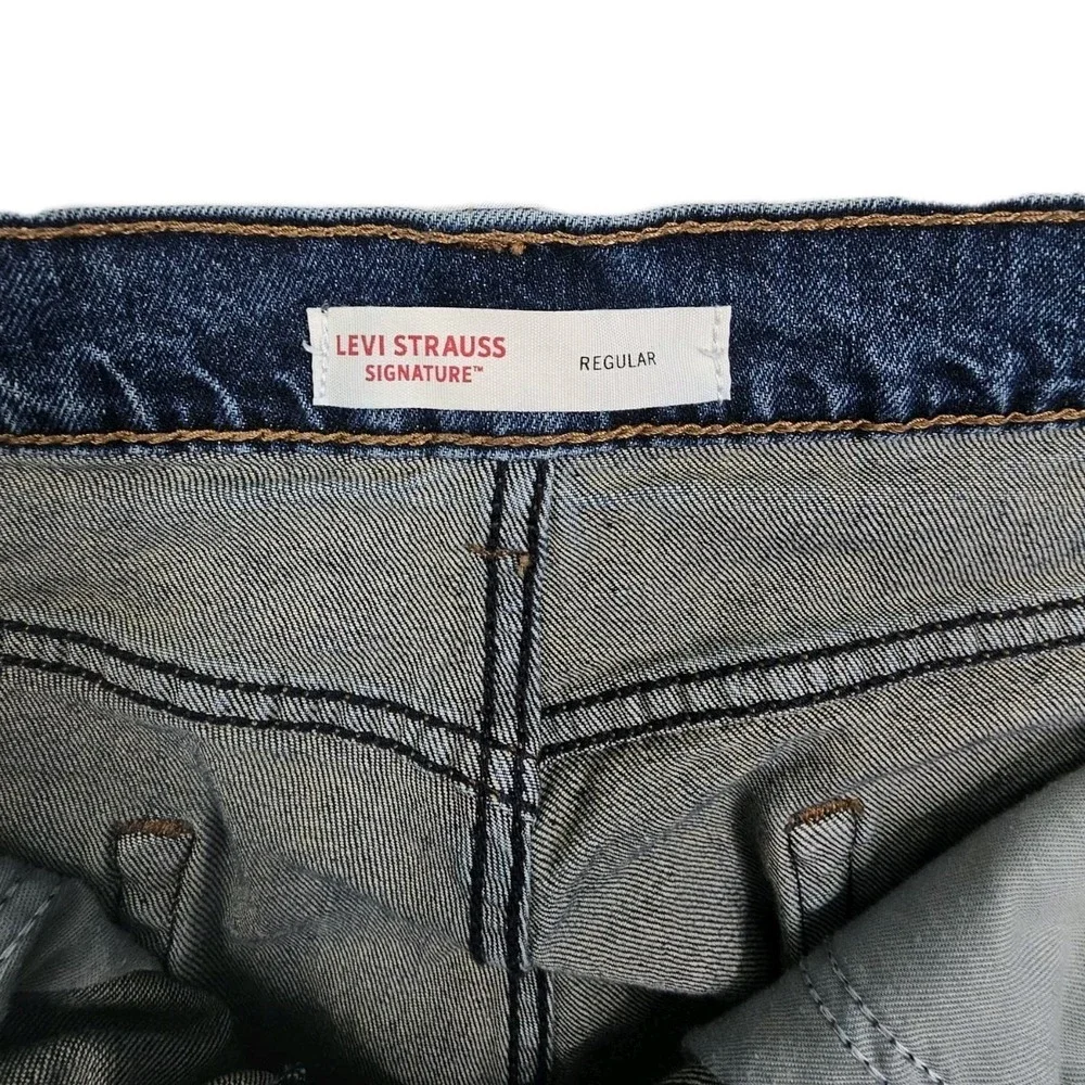 Levi's Strauss Signature Regular Fit Classic Straight Leg Men 32 x 32 Blue Jeans